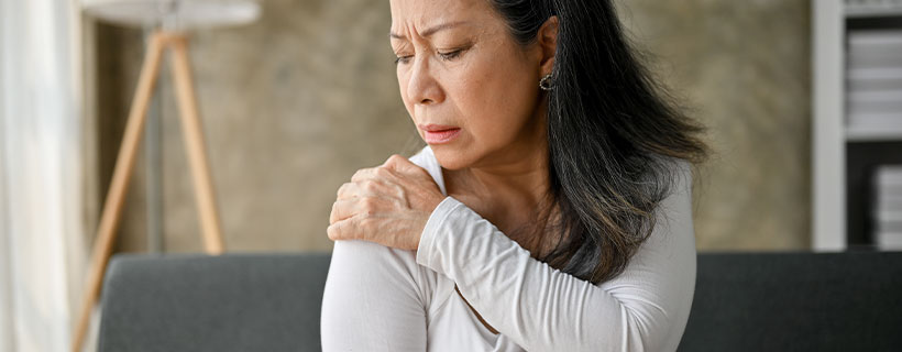 patient needing shoulder tendinopathy treatment in Monterey